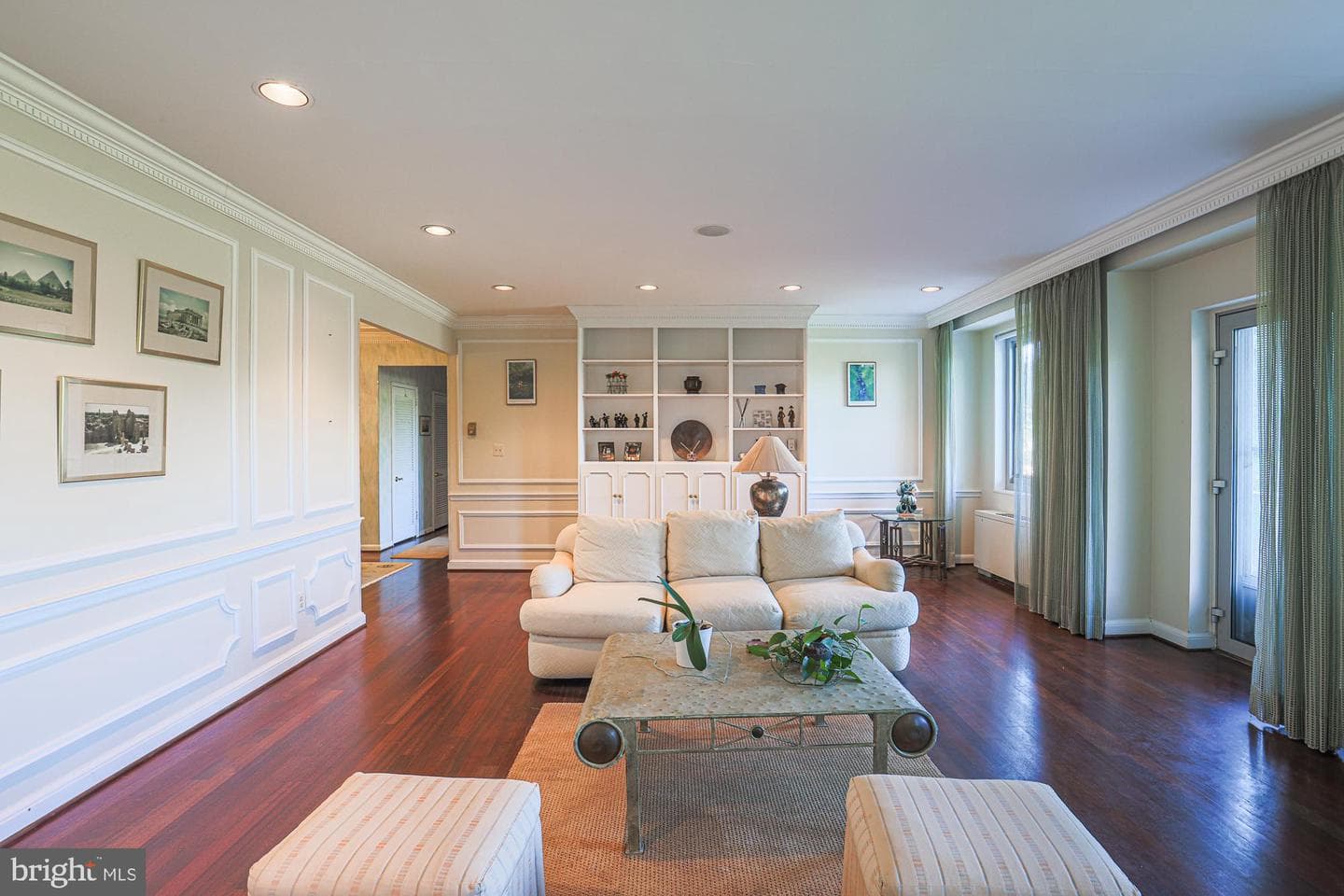 11 Slade Avenue #301 photo 5