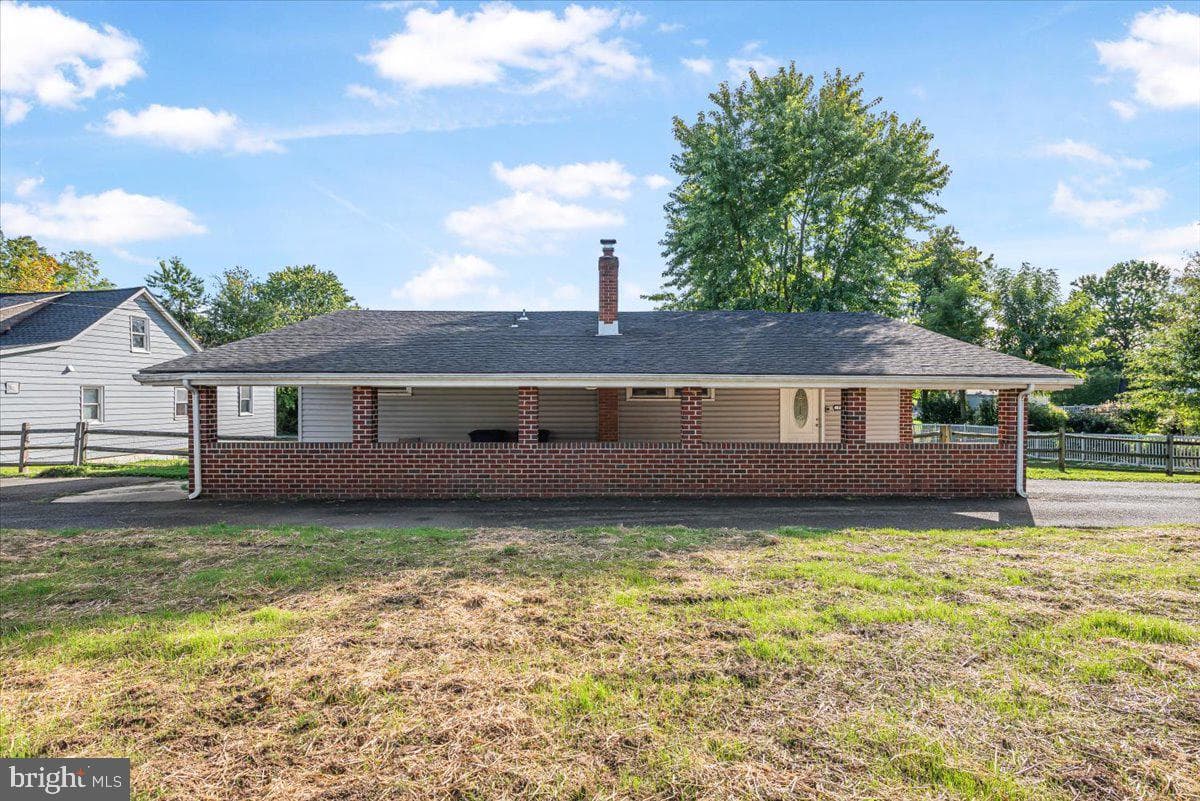 2327 Turkey Point Road, Essex