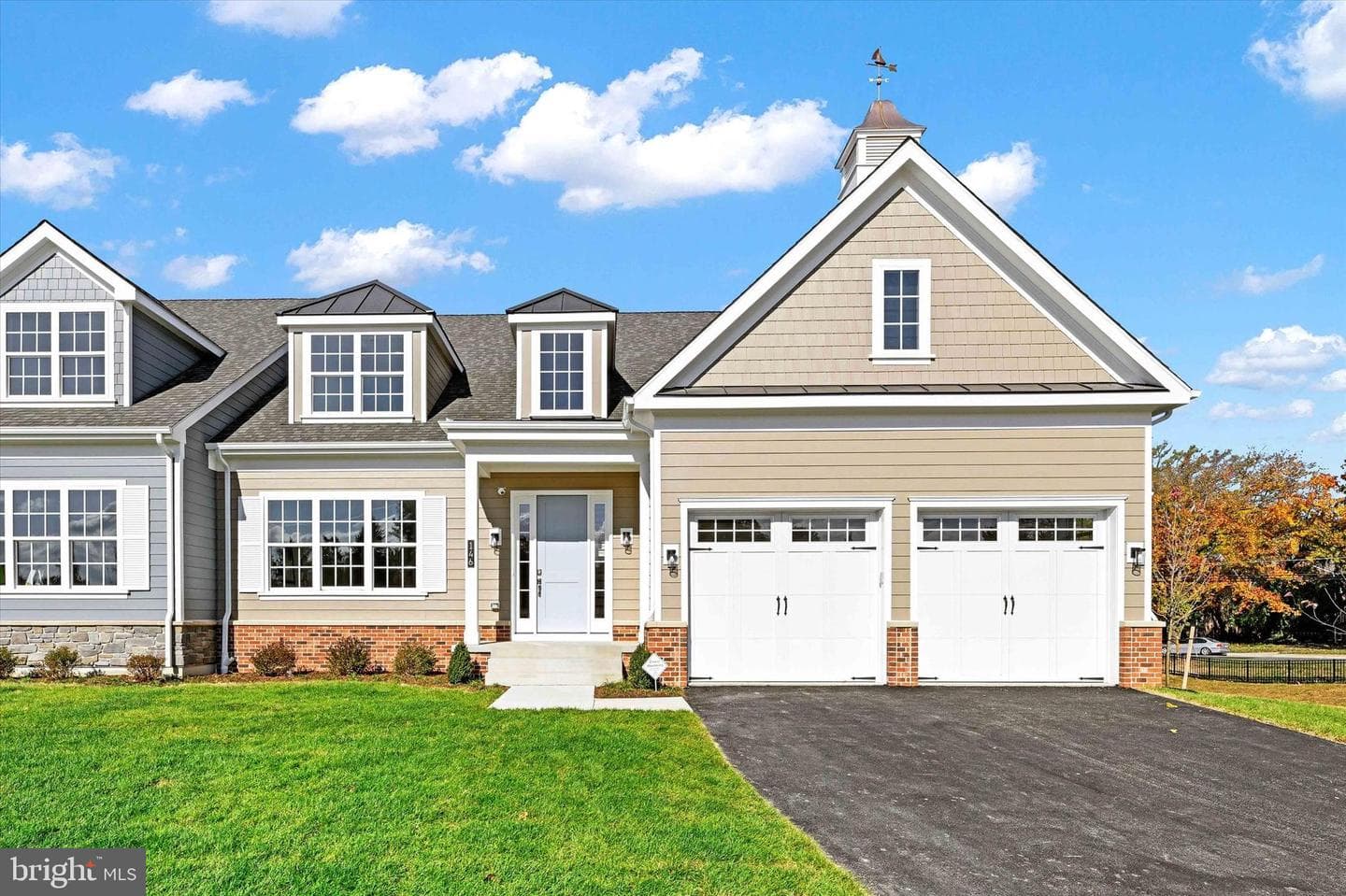 102 Villabrook Way