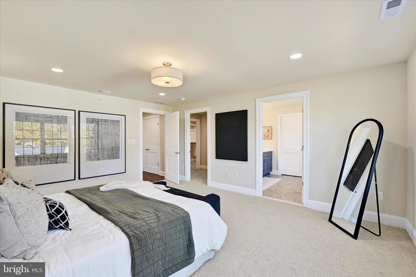 102 Villabrook Way photo 38