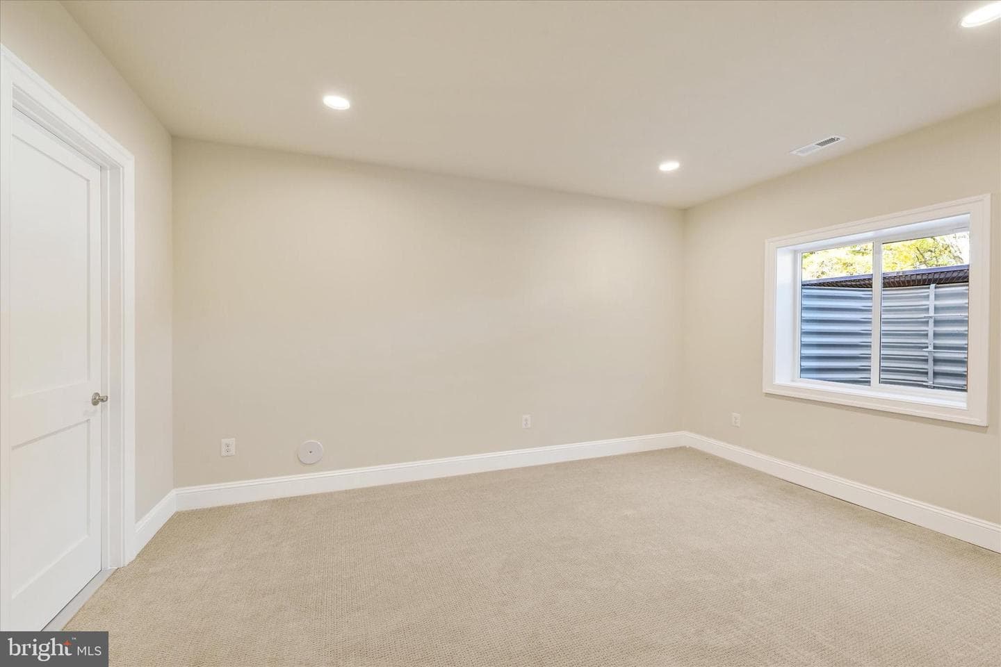 102 Villabrook Way photo 45