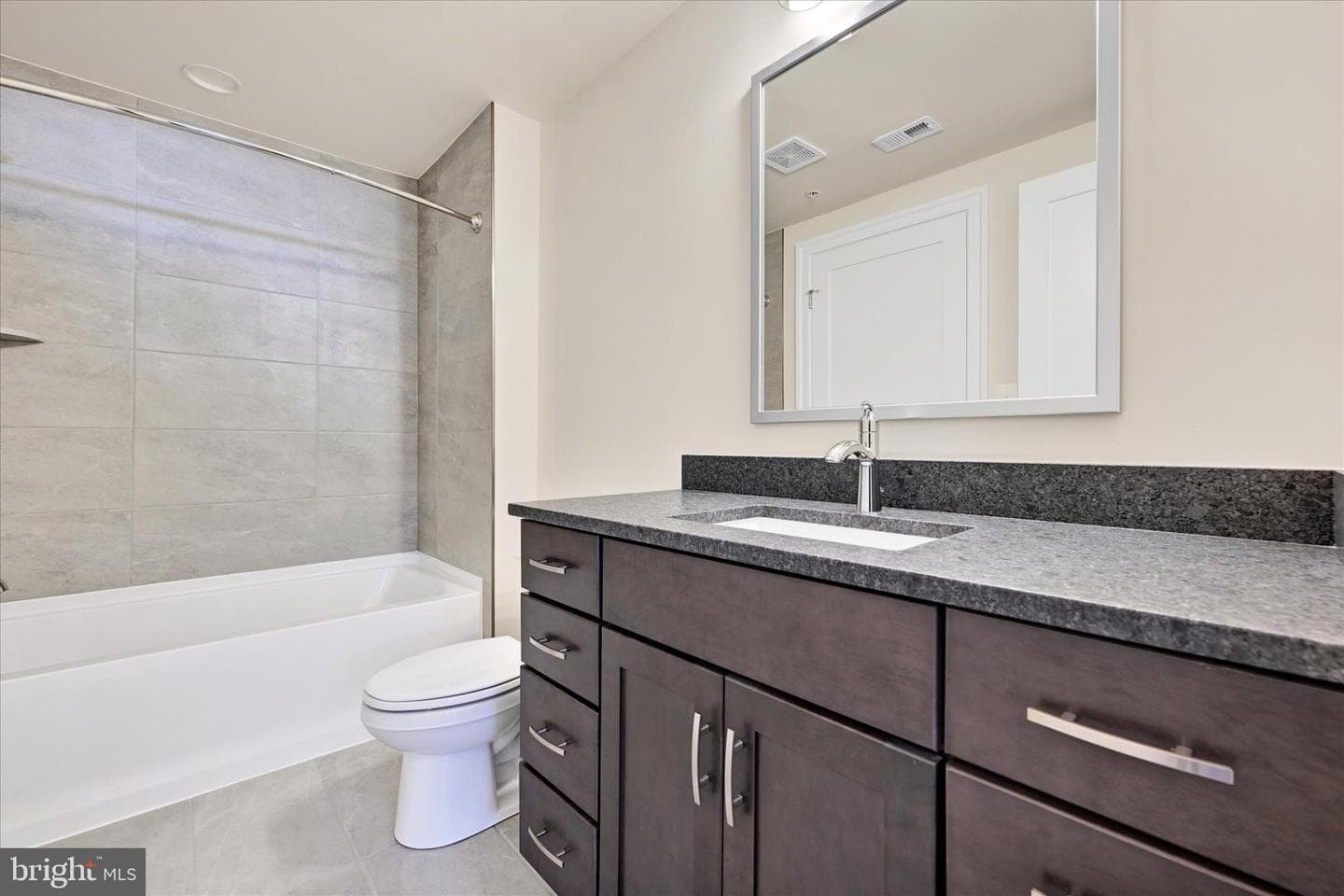 102 Villabrook Way photo 47