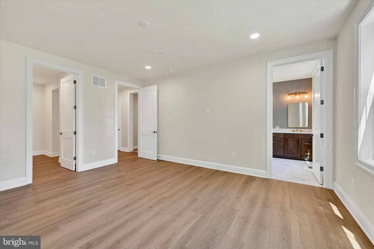 100 Villabrook Way photo 12