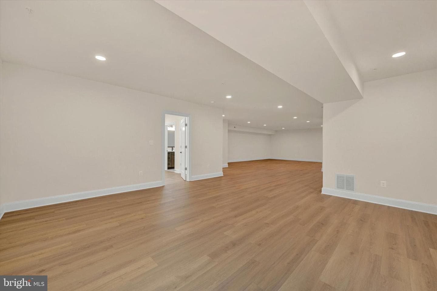 100 Villabrook Way photo 43