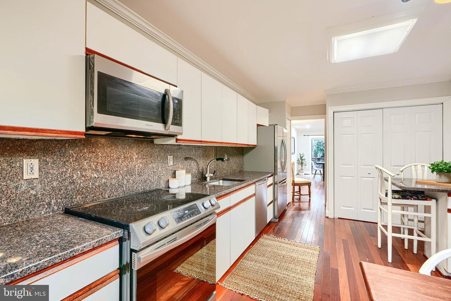 8223 Ruxton Crossing Court photo 13