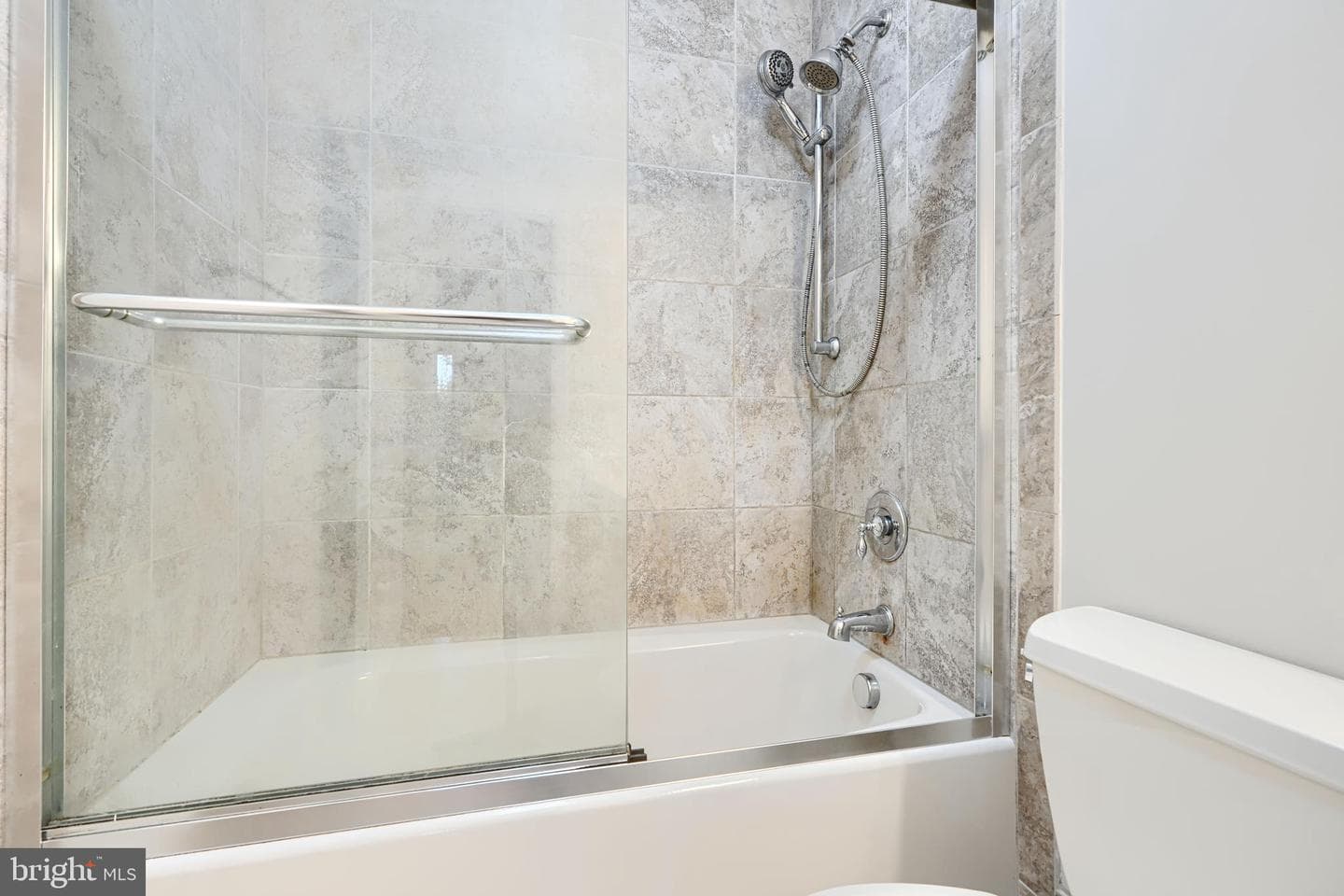 8223 Ruxton Crossing Court photo 34