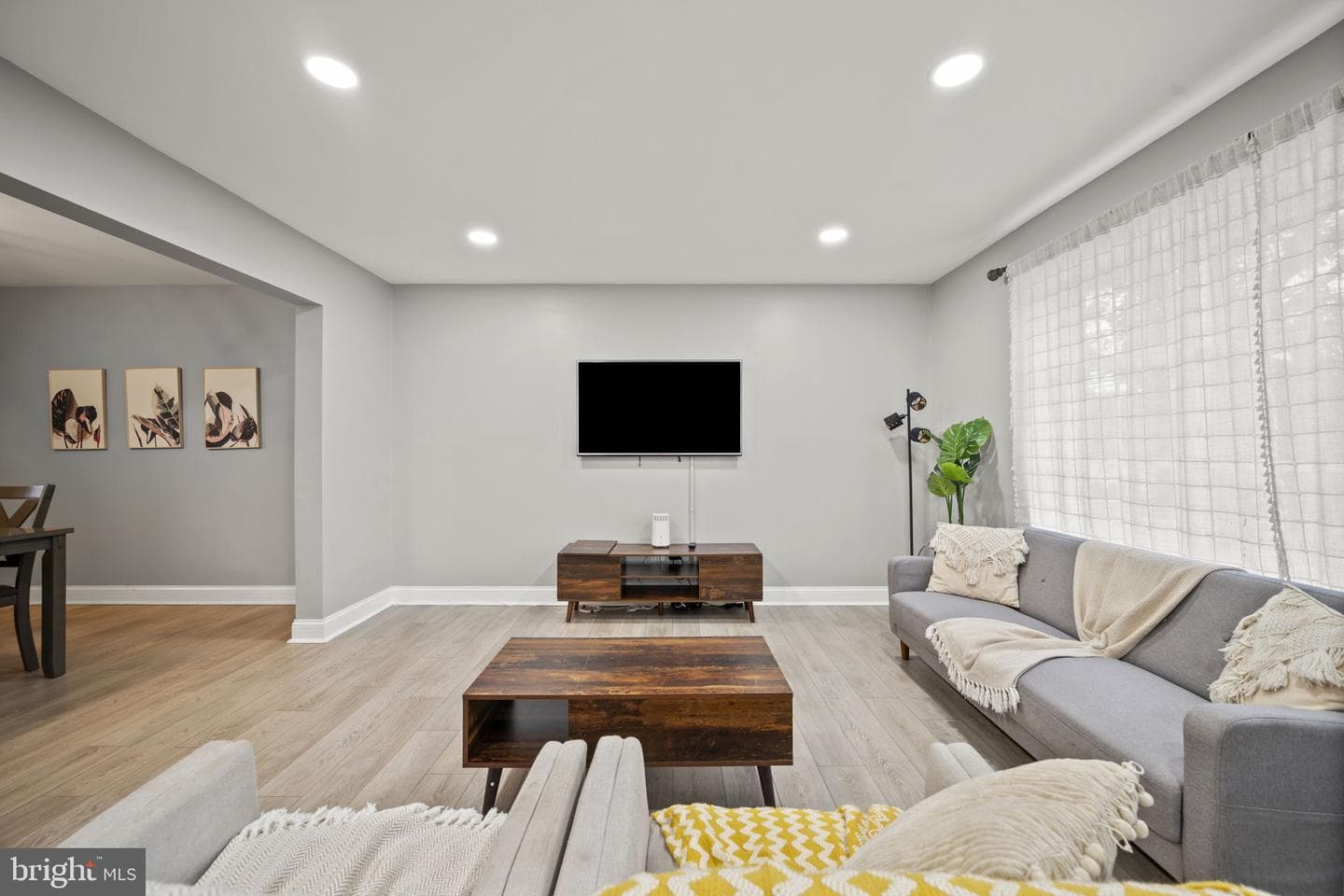 4934 Old Court Road photo 3
