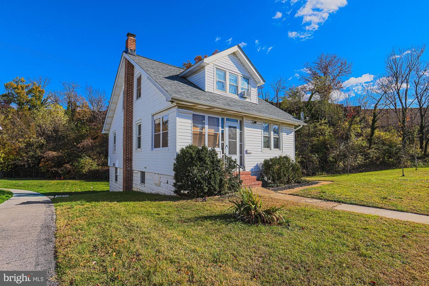 5605 Oregon Ave photo 4