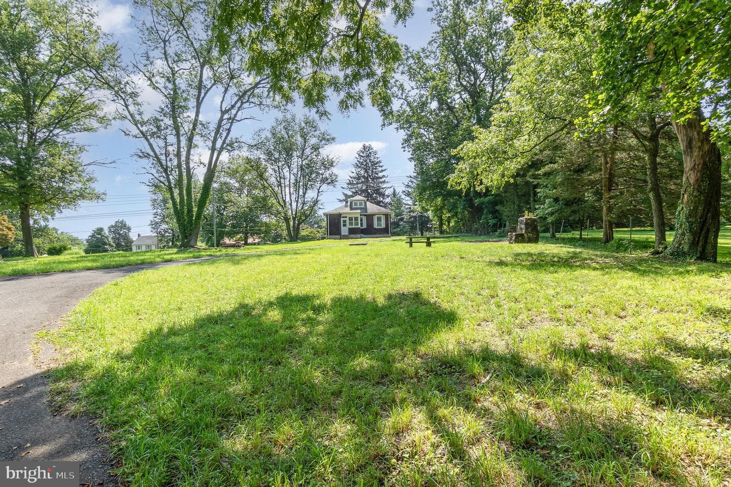 12000 Belair Road photo 12