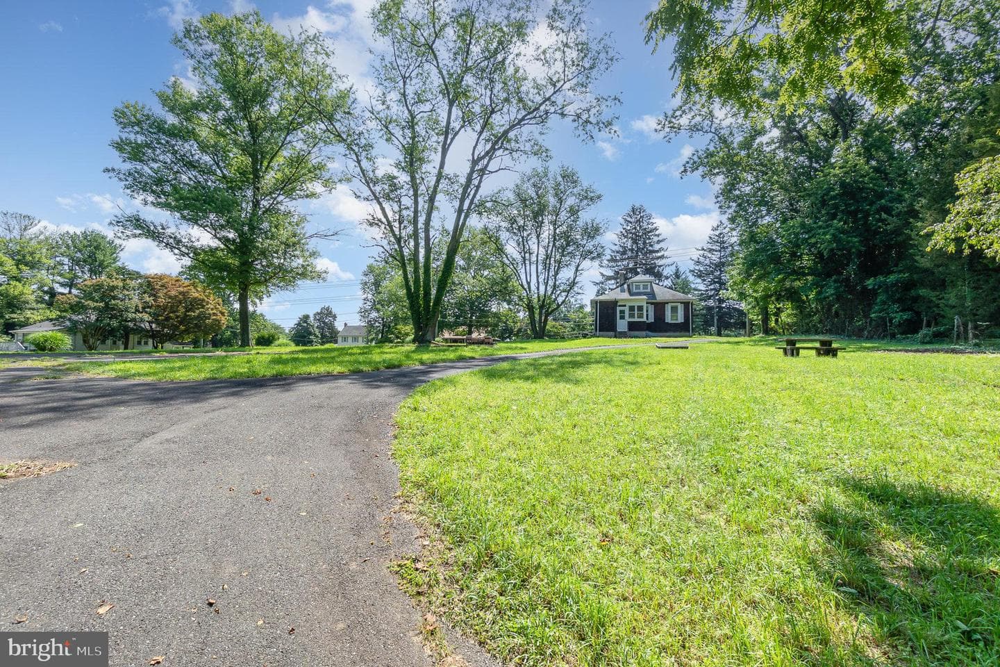 12000 Belair Road photo 15