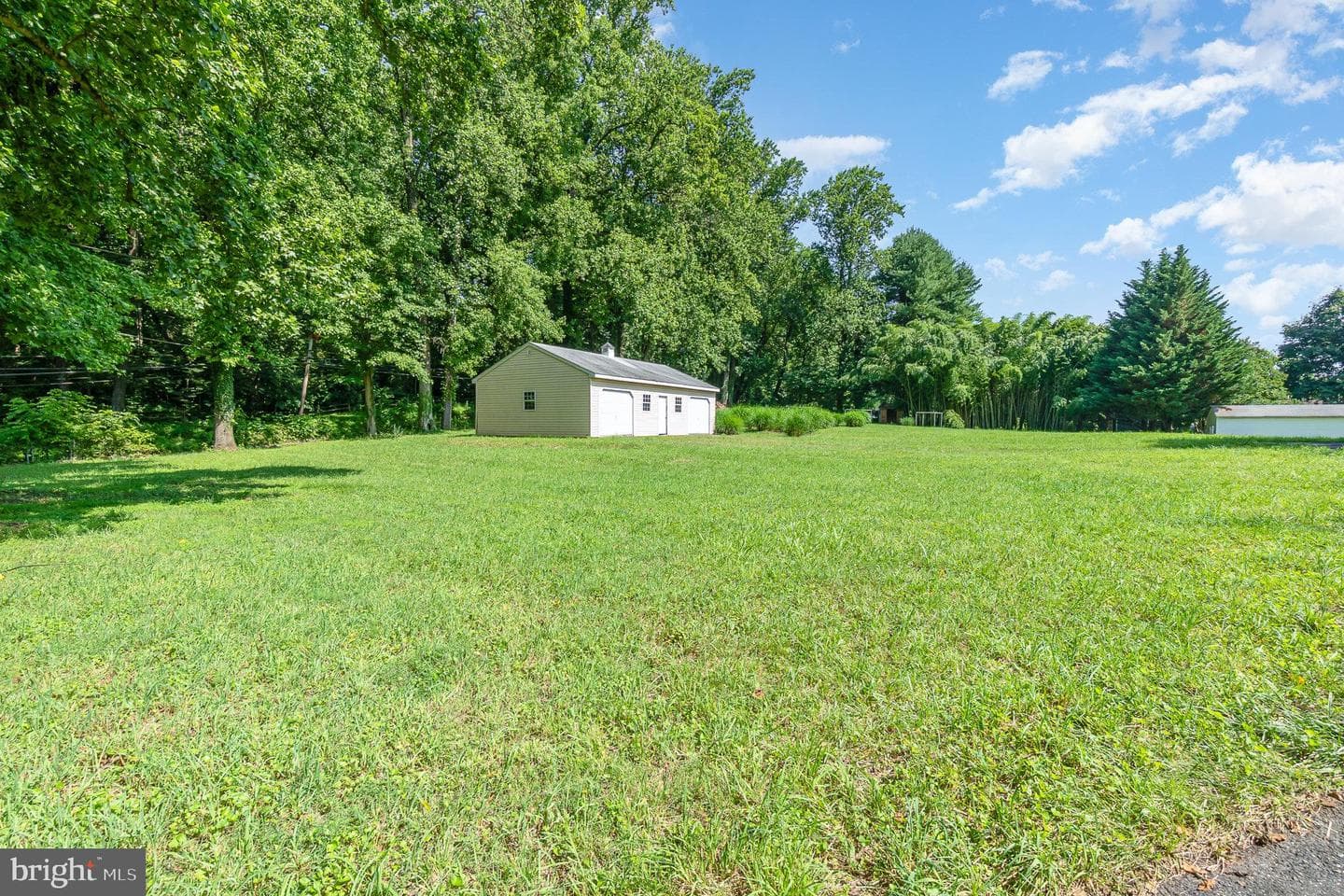 12000 Belair Road photo 16