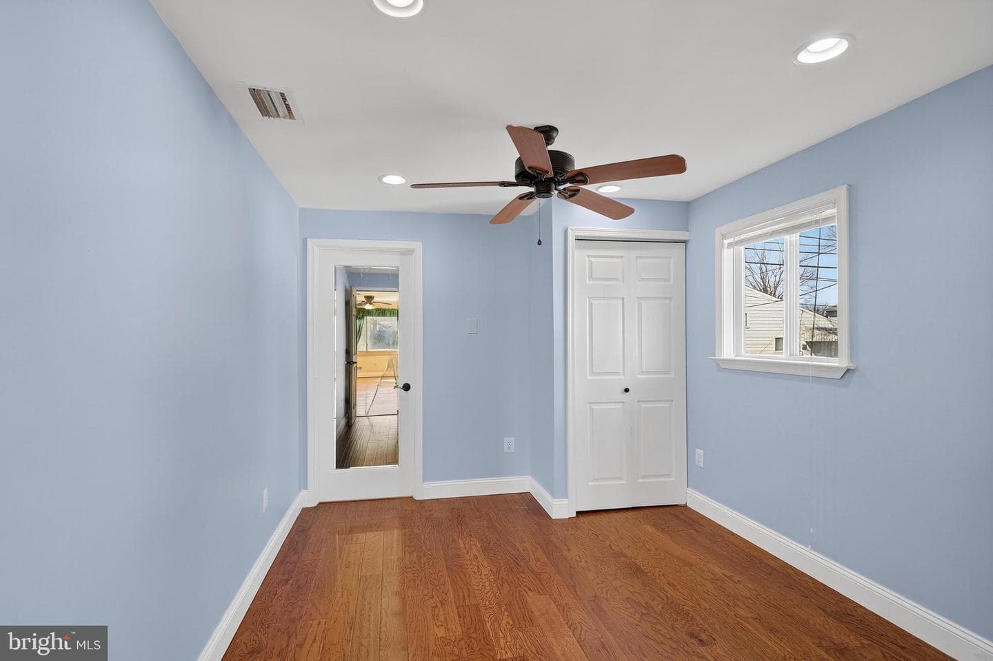 910 Prestwood Road photo 19