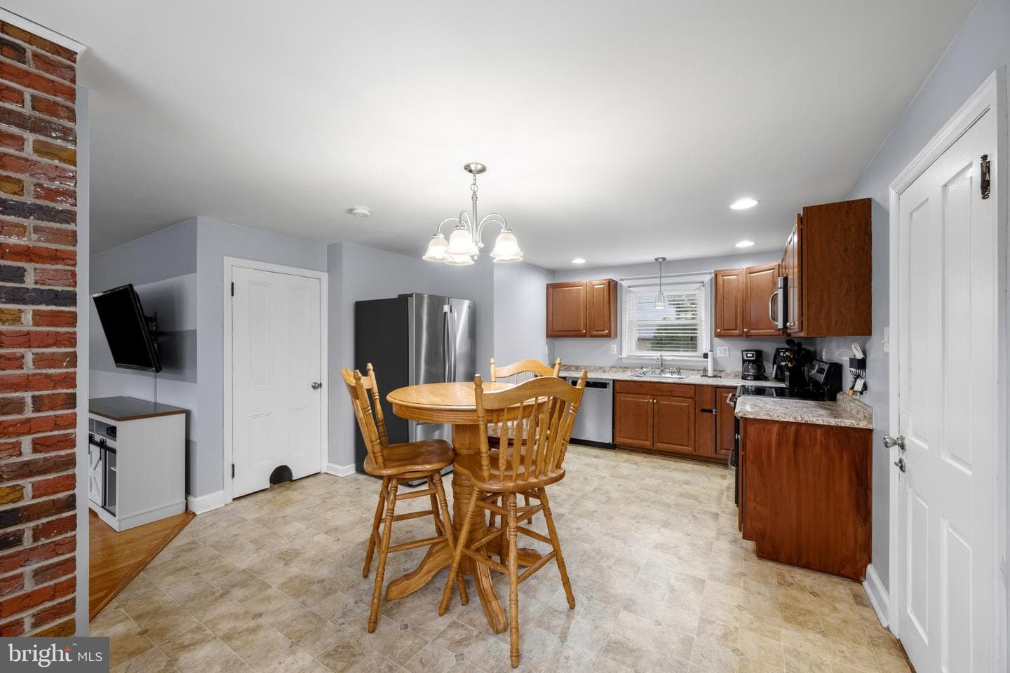 21618 York Road photo 4