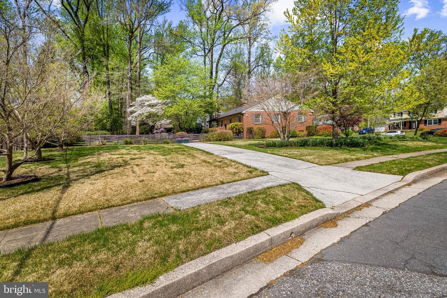 319 Gailridge Road photo 49