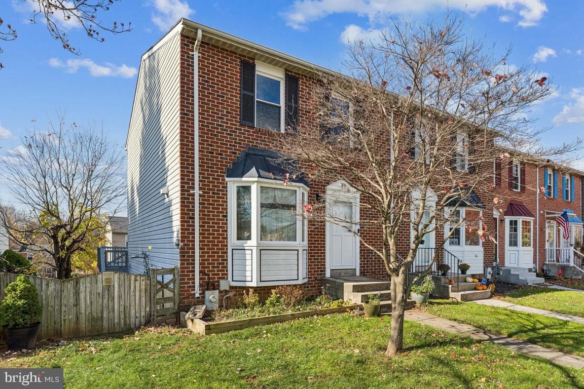 32 Stoneway Place