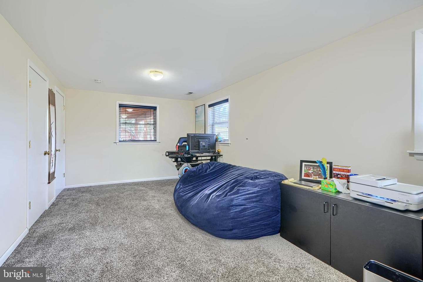 2110 Folkstone Road photo 29