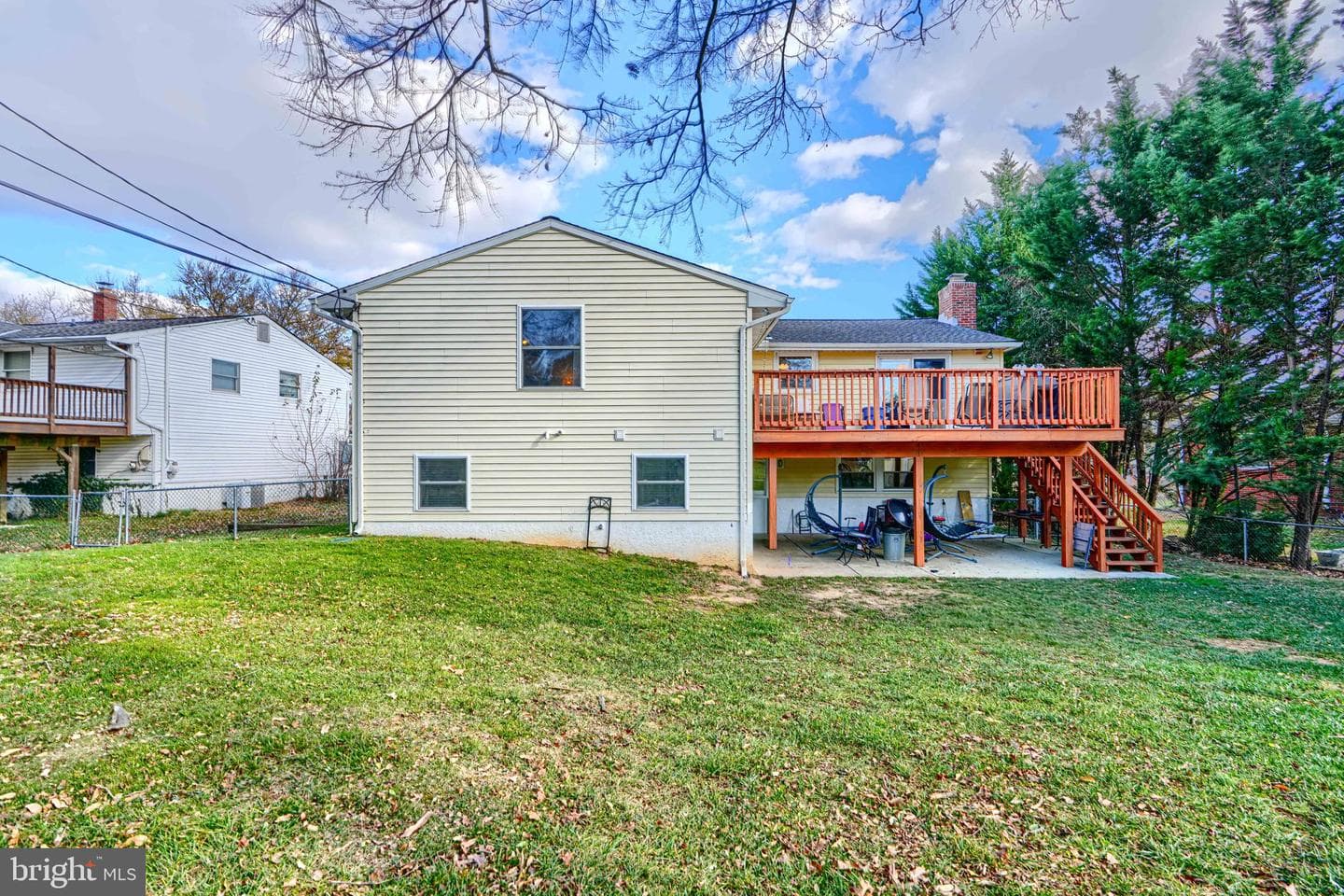 2110 Folkstone Road photo 47