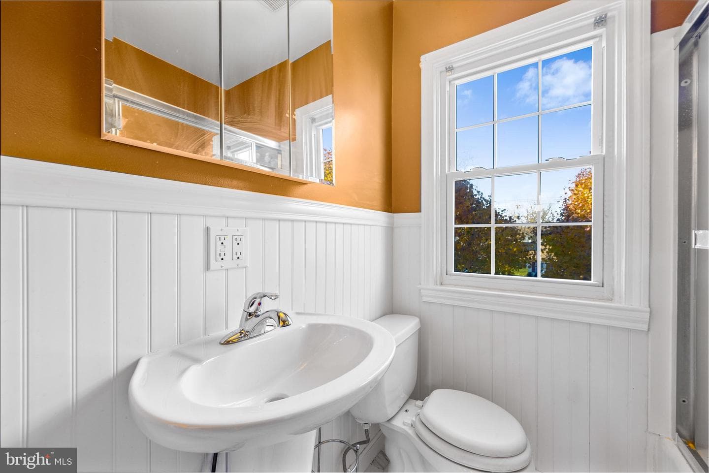 13 Harrison Avenue N photo 37