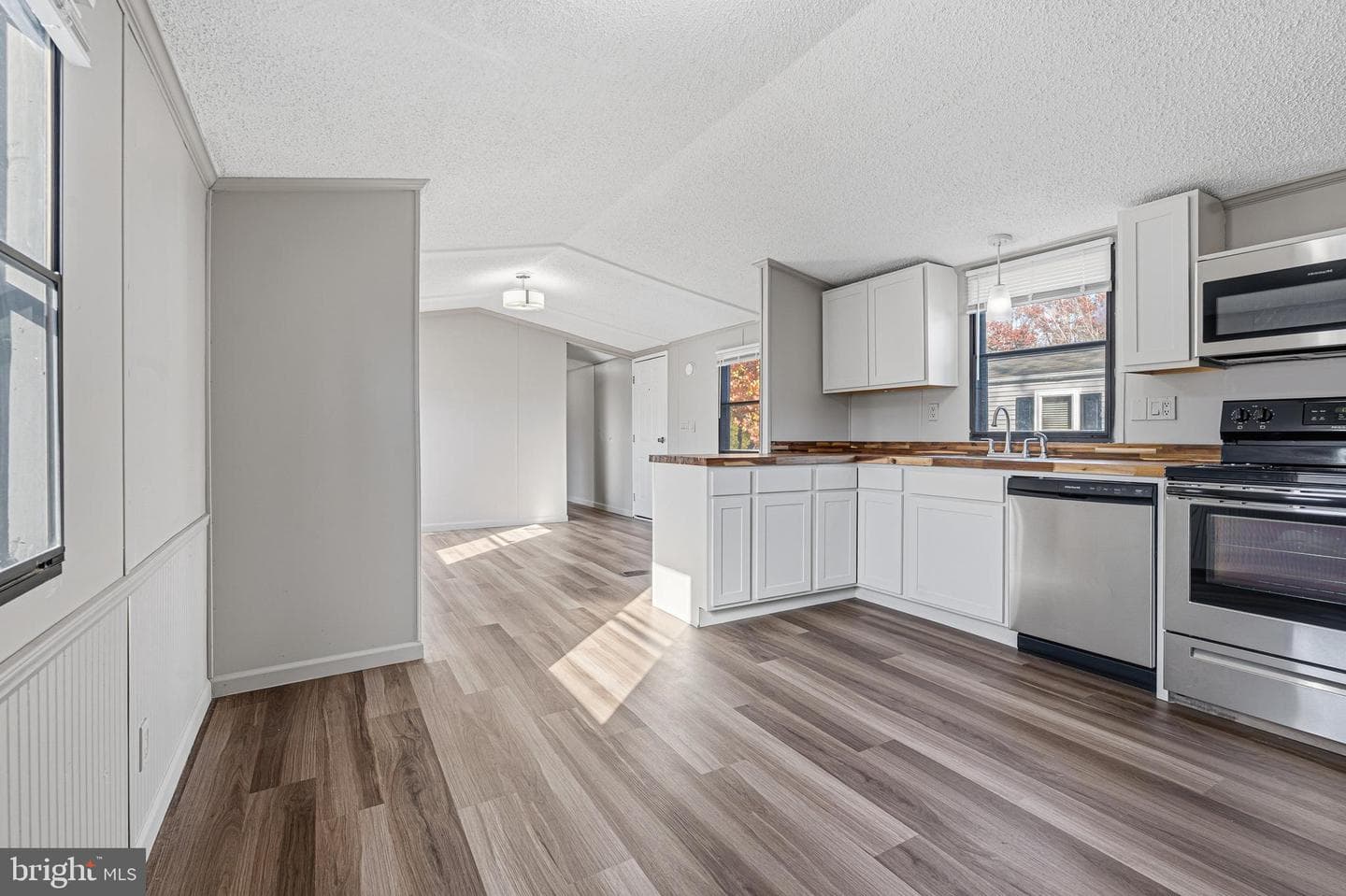 136 Rodeo Circle photo 11