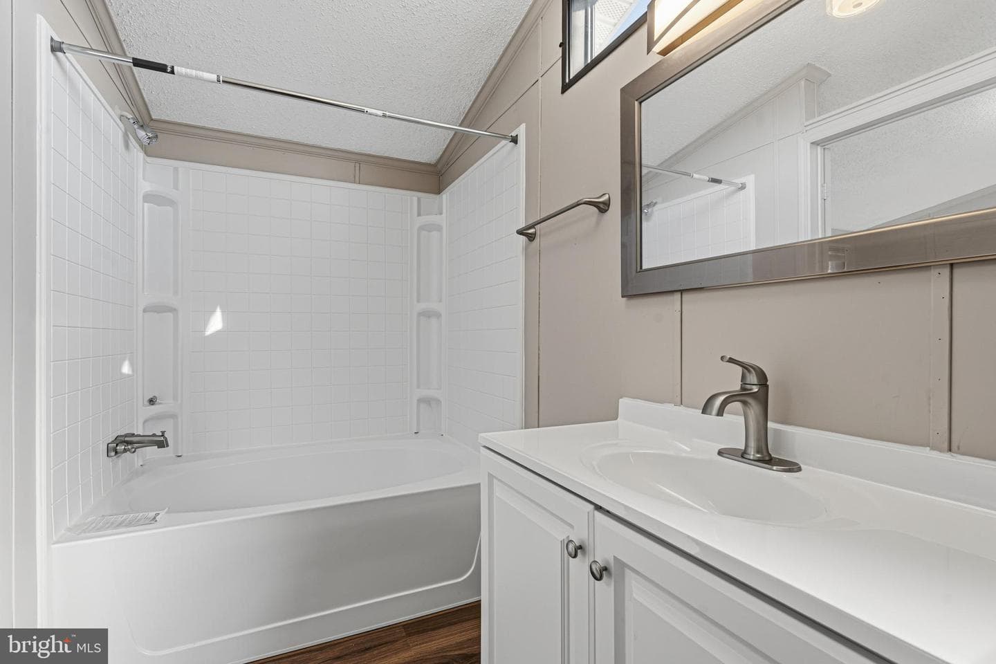 136 Rodeo Circle photo 25