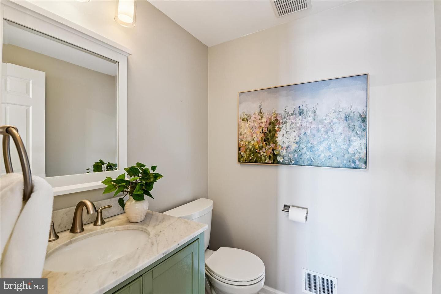 1006 W Joppa Road photo 16
