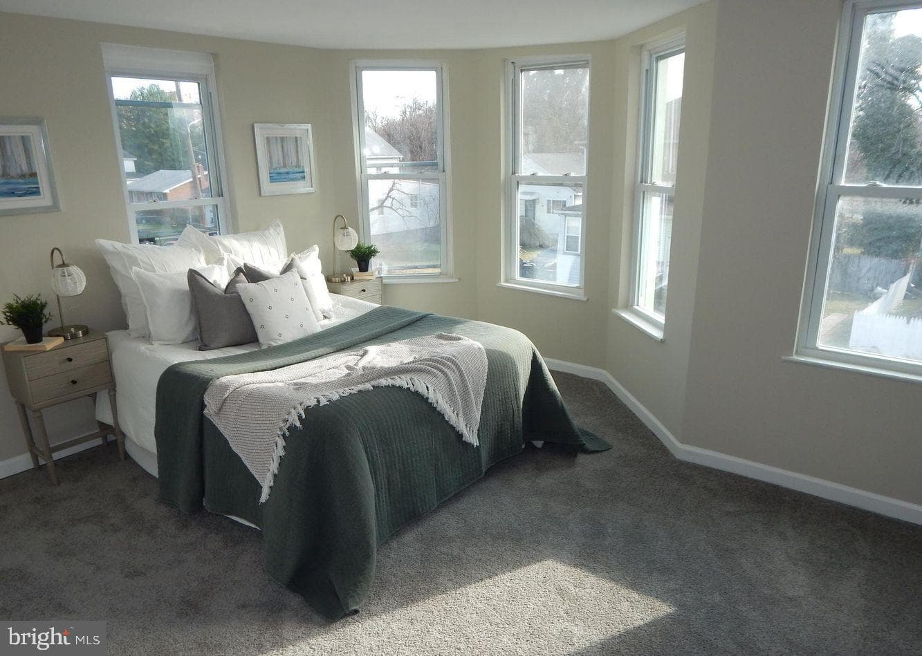 242 Riverview Avenue photo 10