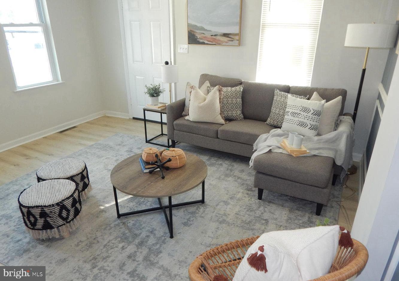 242 Riverview Avenue photo 4