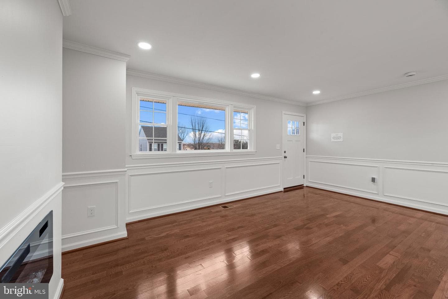 5903 Hilltop Avenue photo 14