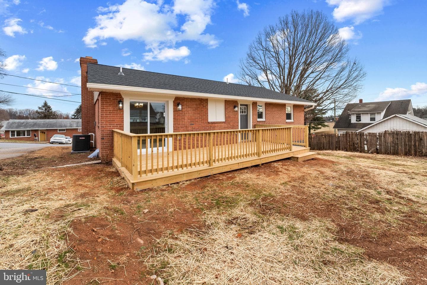 5903 Hilltop Avenue photo 52