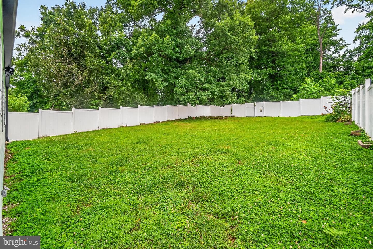 1910 Park Place photo 20
