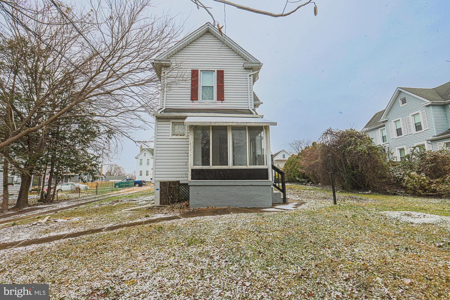 9 Glenmore Avenue photo 4