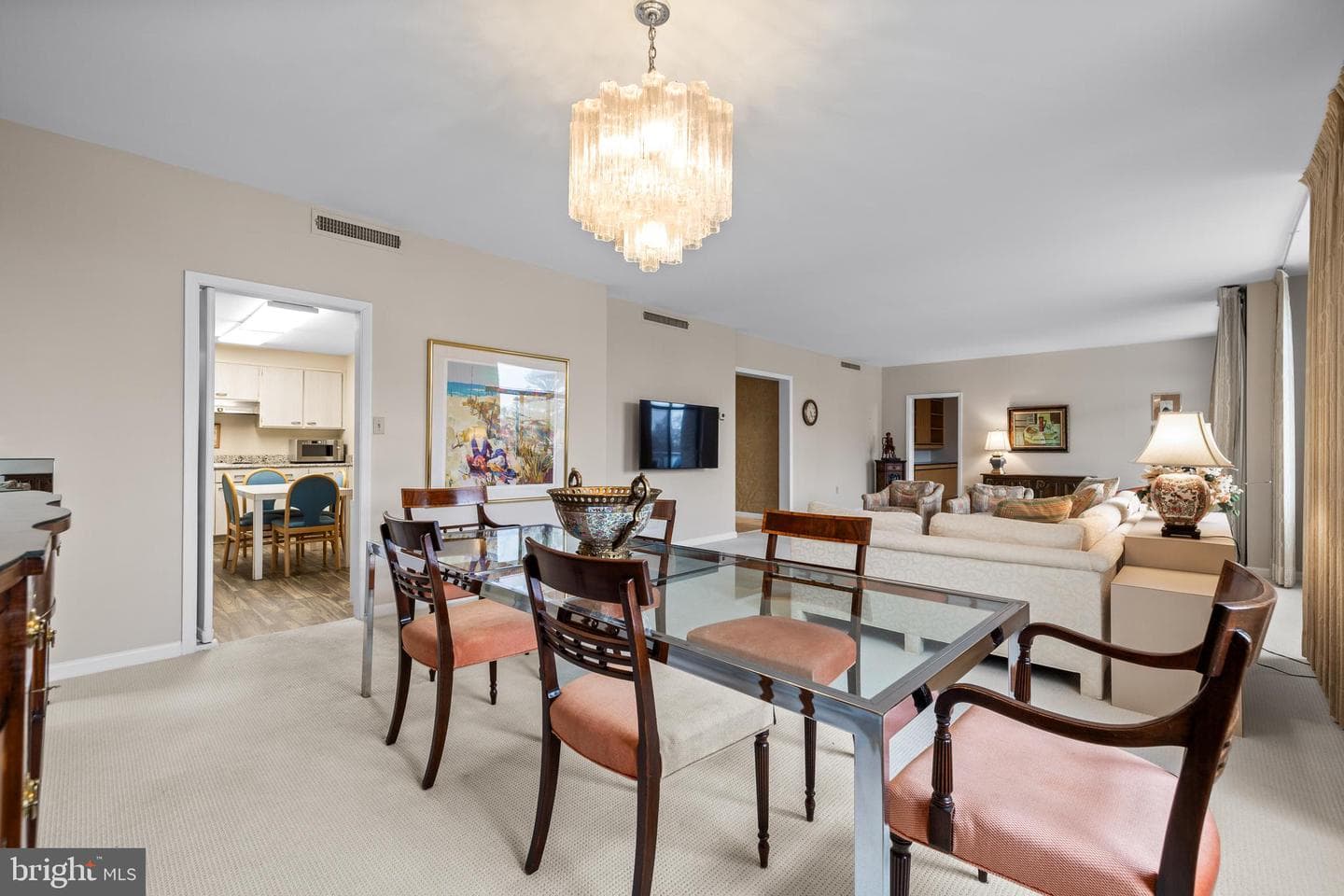 1 Slade Avenue #304 photo 20