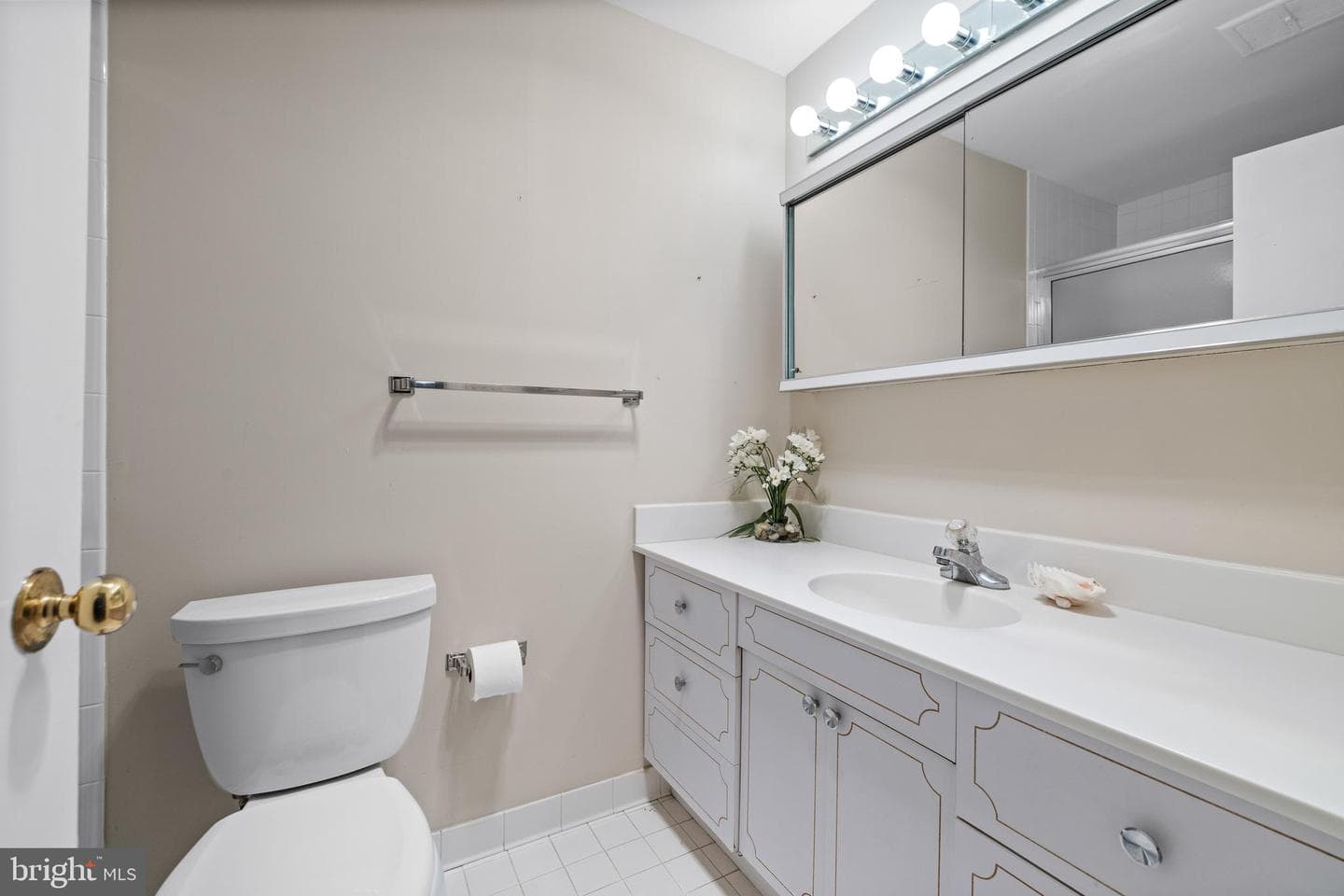 1 Slade Avenue #304 photo 36