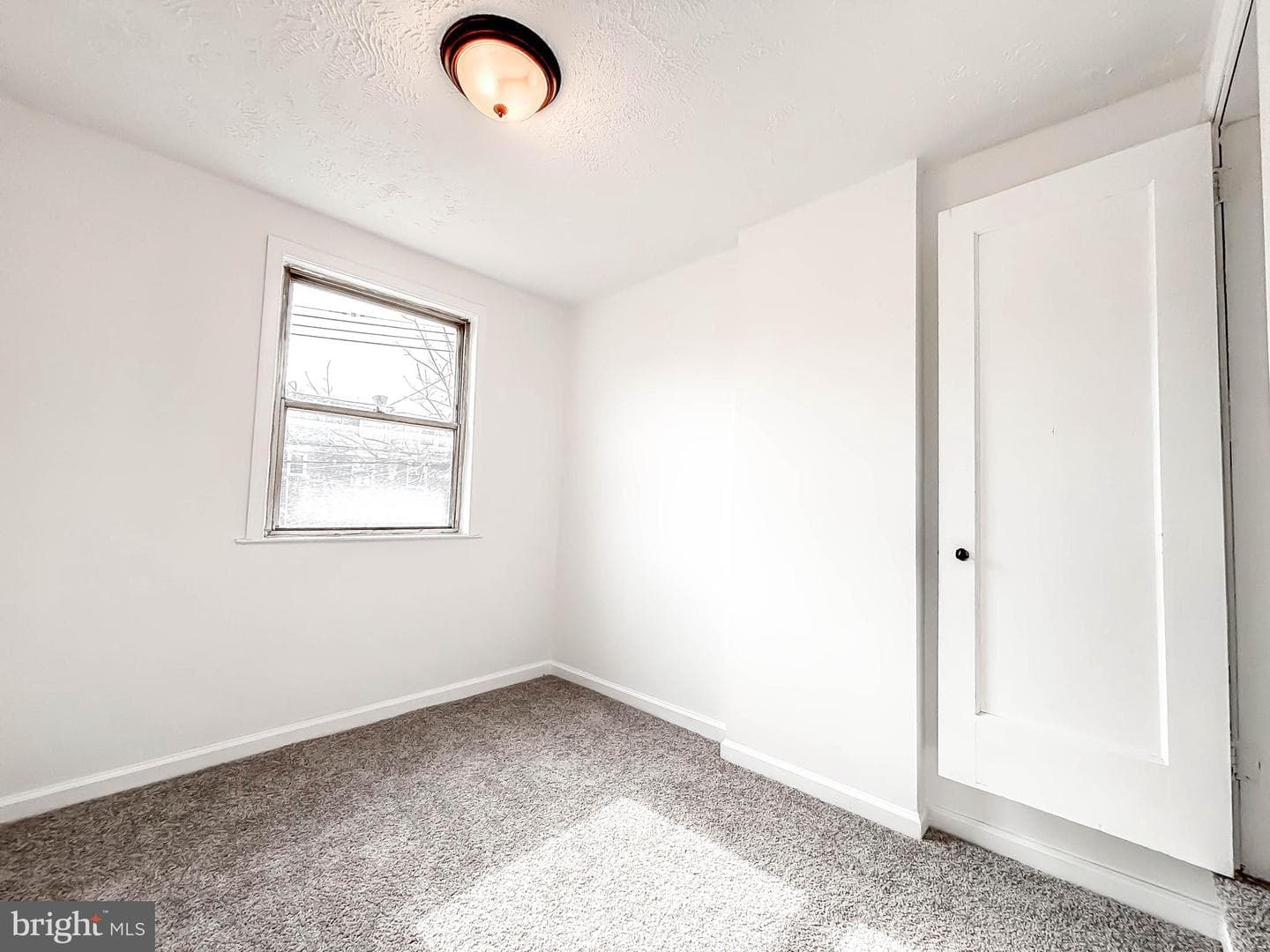 414 Avondale Road photo 21