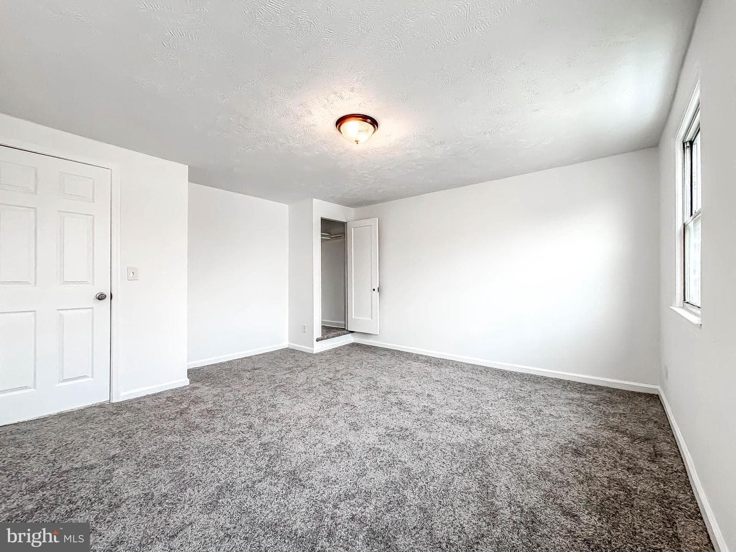 414 Avondale Road photo 23