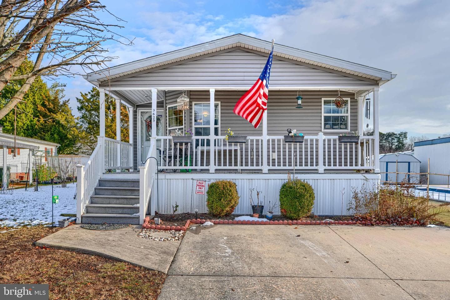 3625 Dahlia Lane photo 3