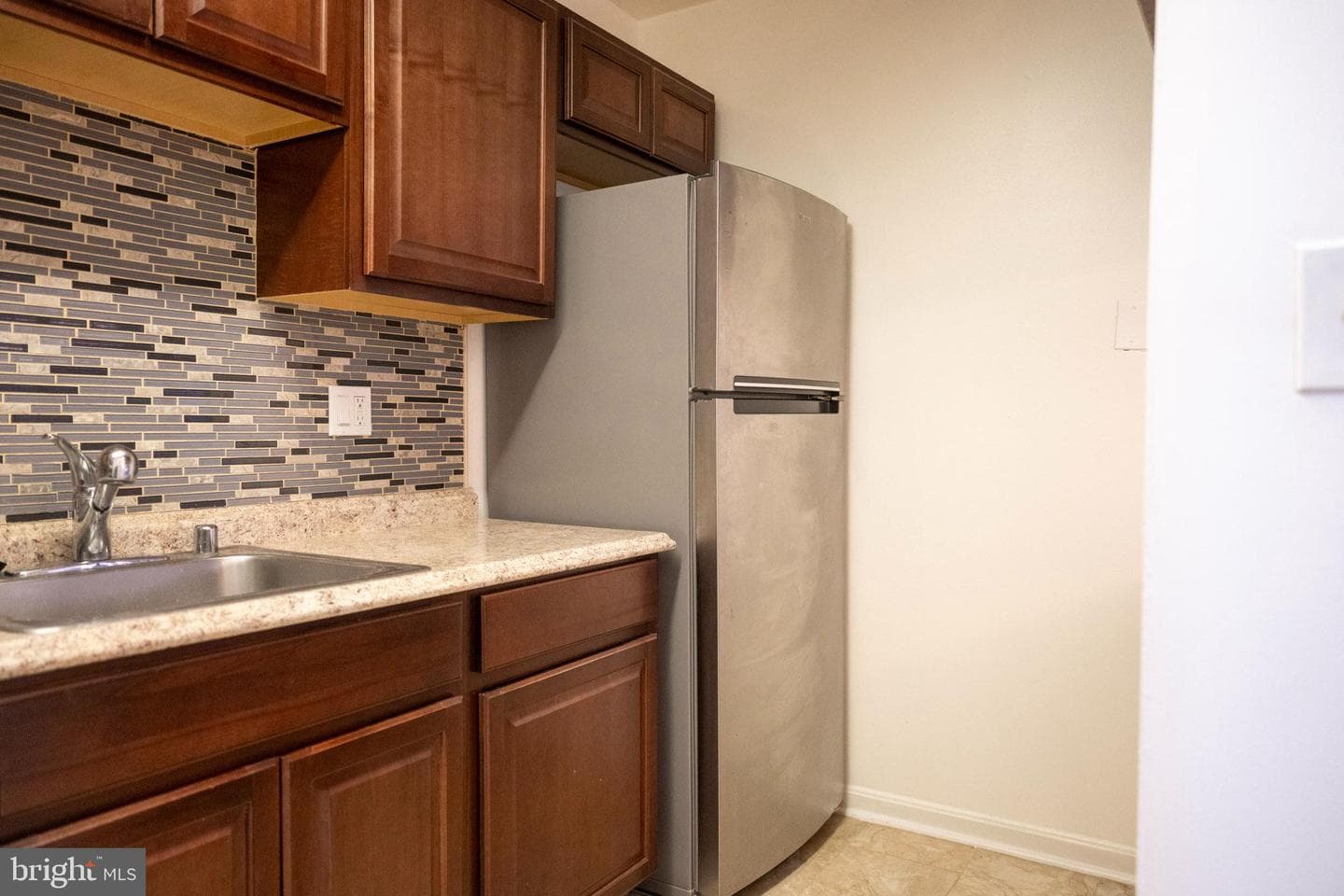200 Erin Way #204 photo 6