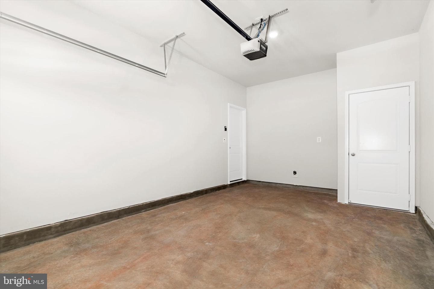 8131 Bartholomew Court photo 35