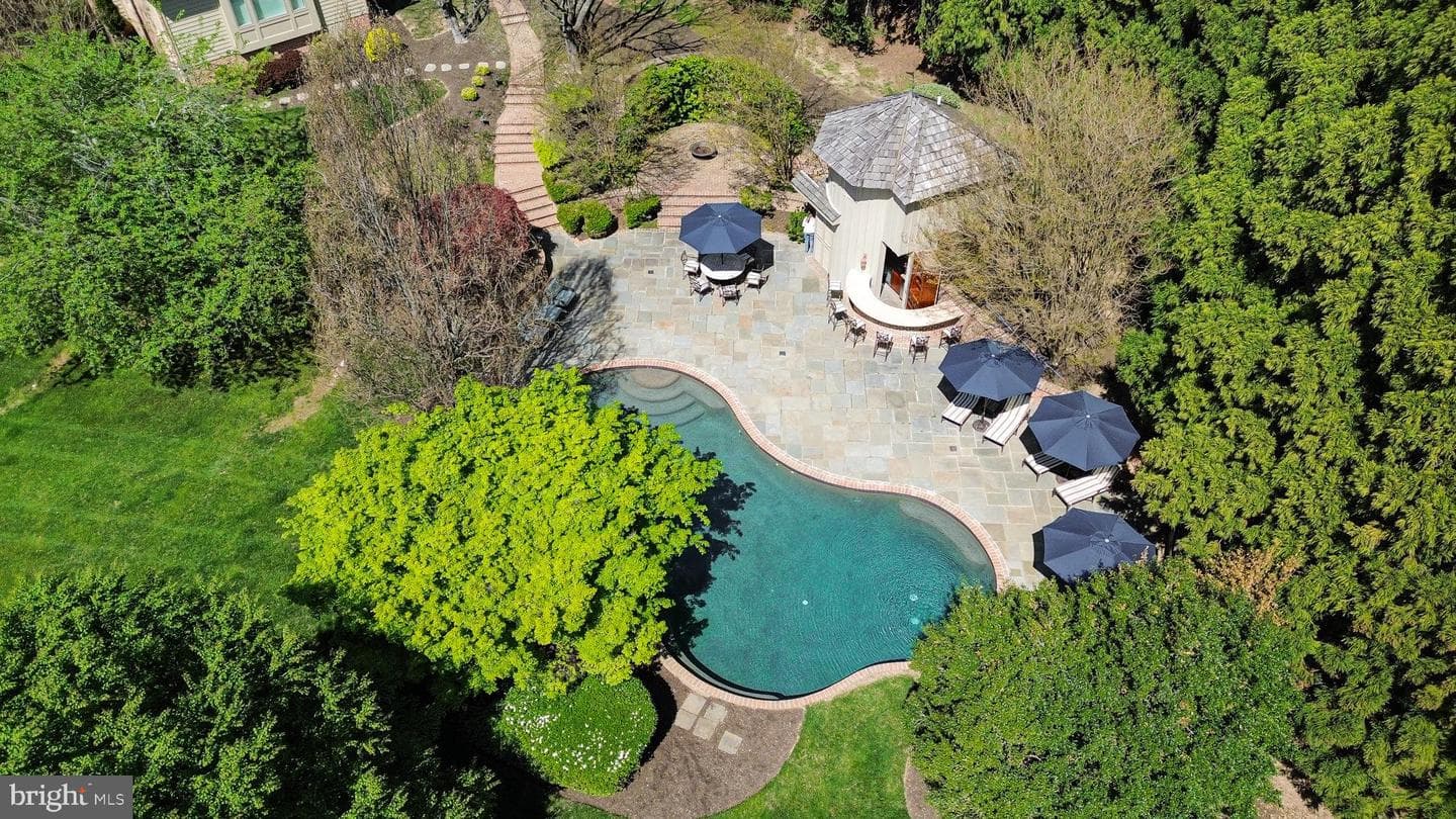1308 Musgrove Road photo 3