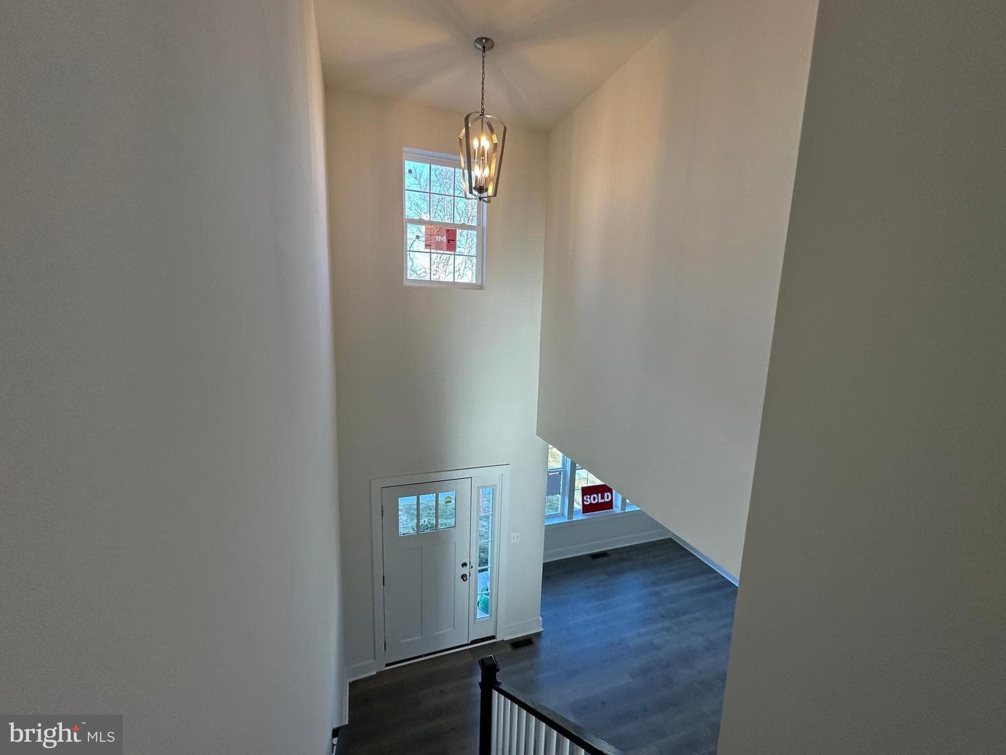 King Avenue photo 23