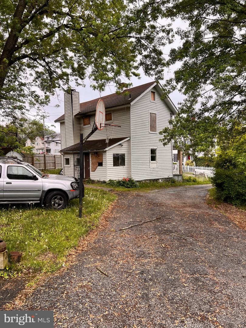 518 Ingleside Ave photo 3