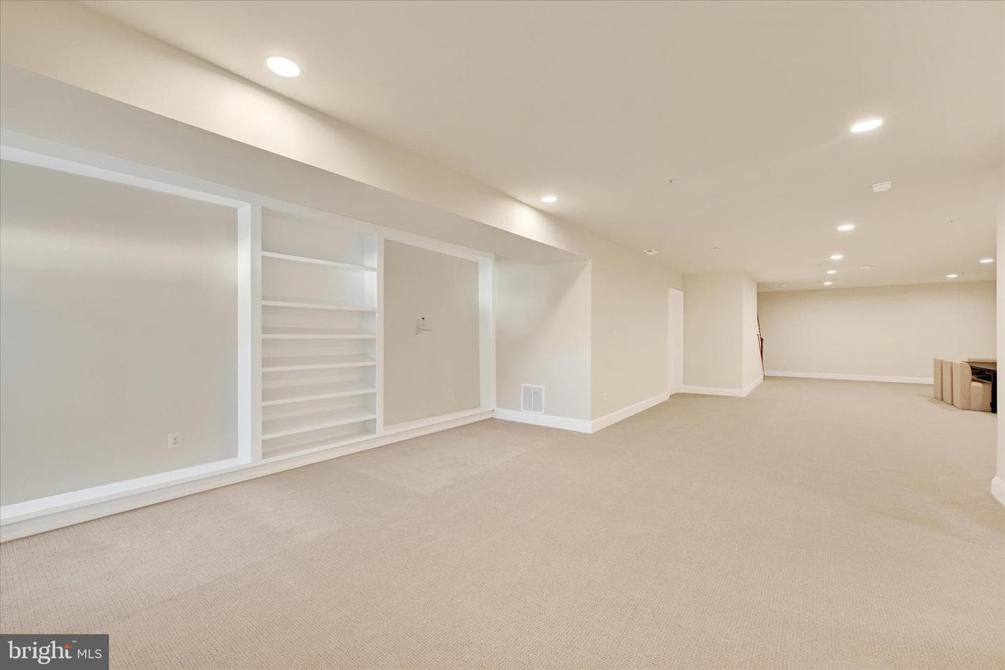146 Villabrook Way photo 49