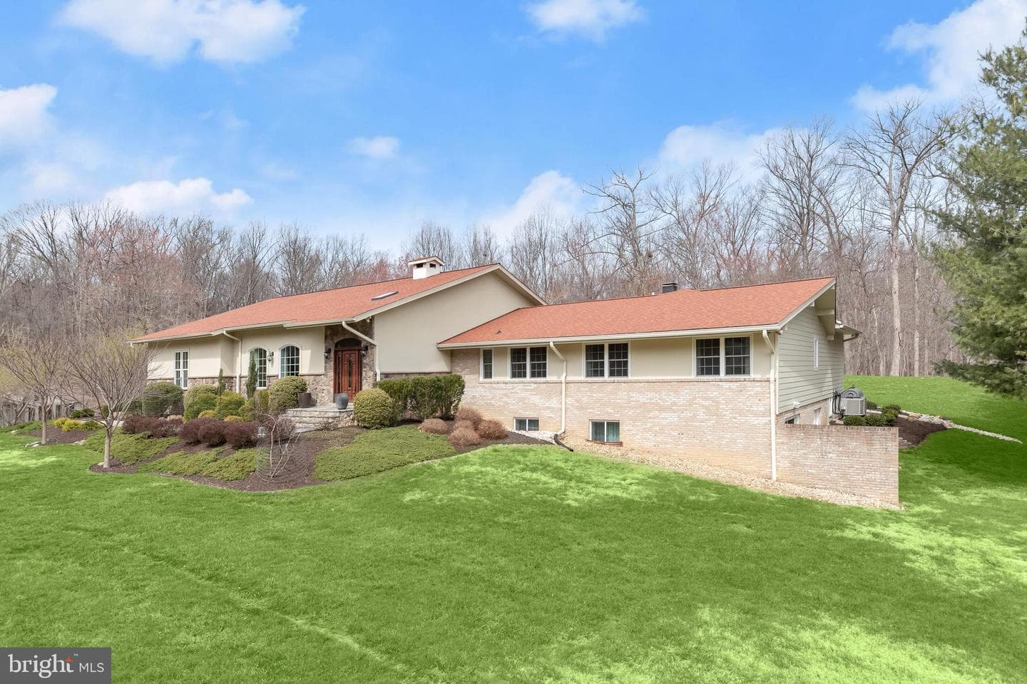 2312 Velvet Ridge Drive photo 2
