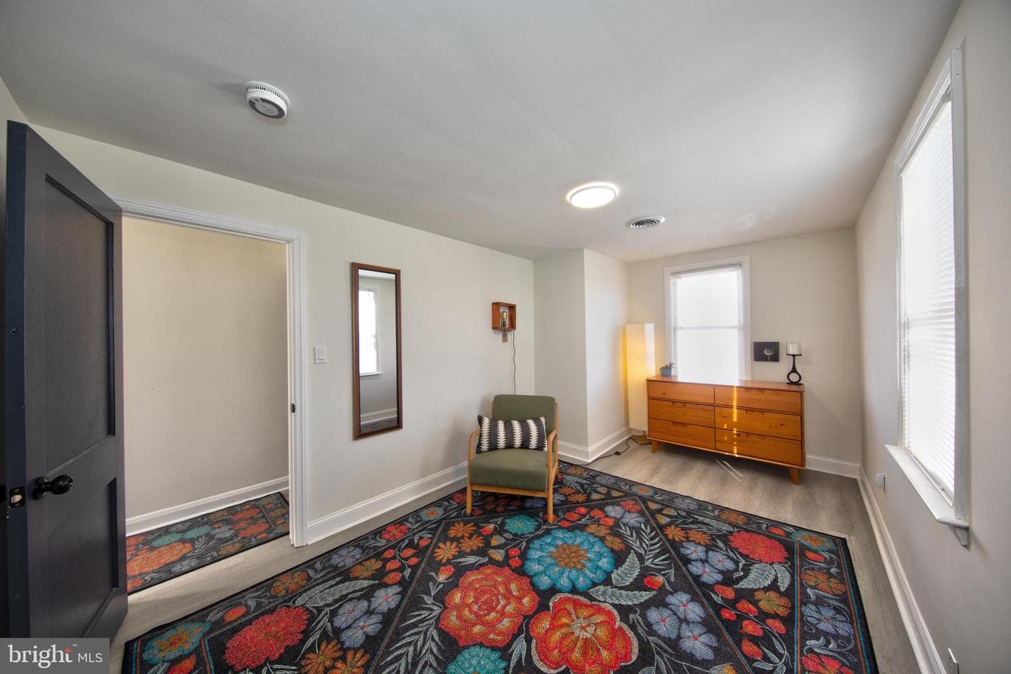 109 Elinor Avenue photo 20