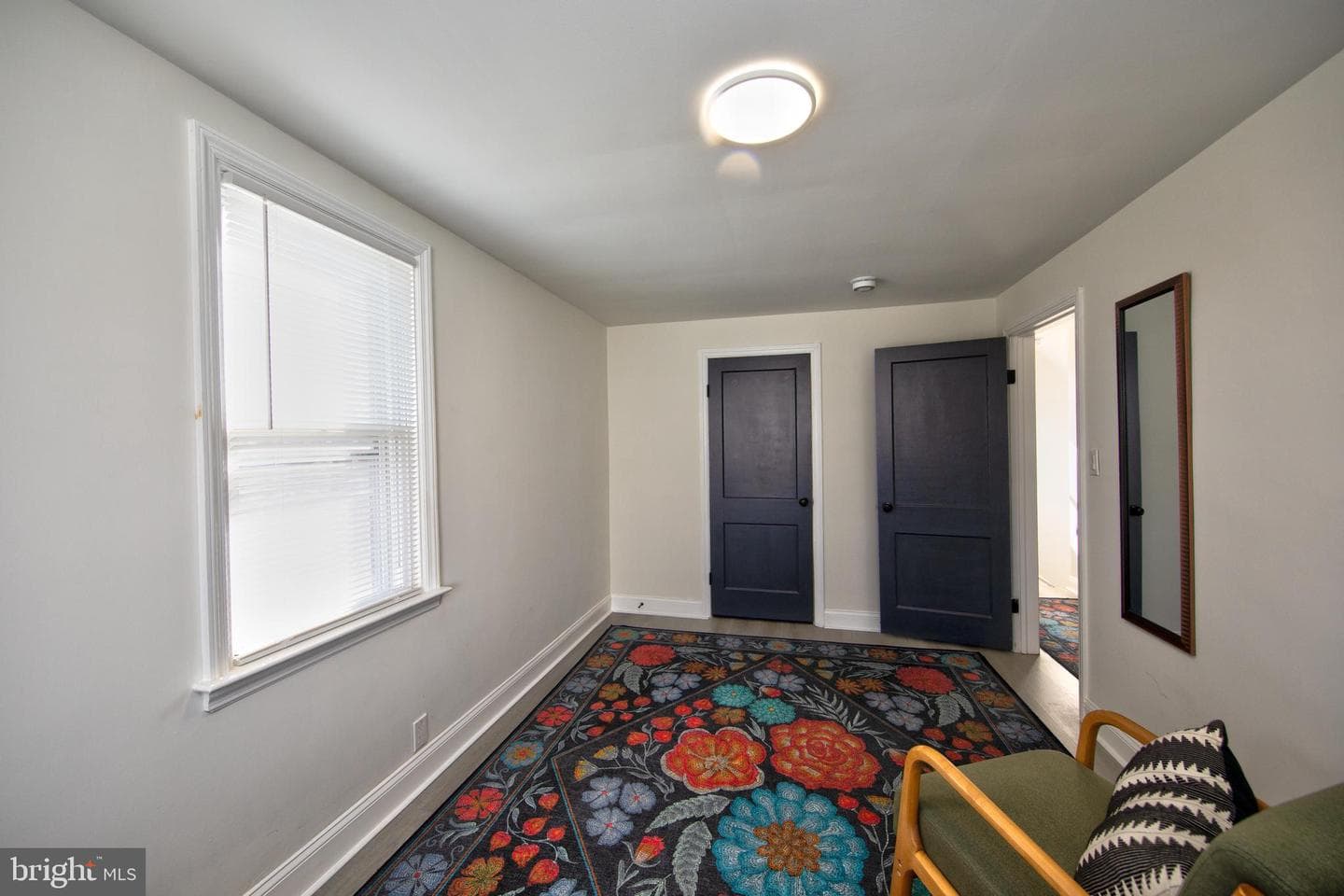 109 Elinor Avenue photo 21