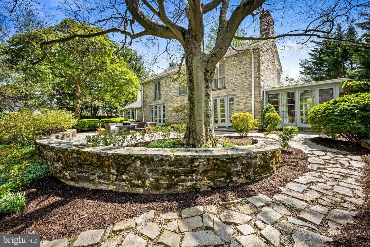 6 Meadow Road photo 24