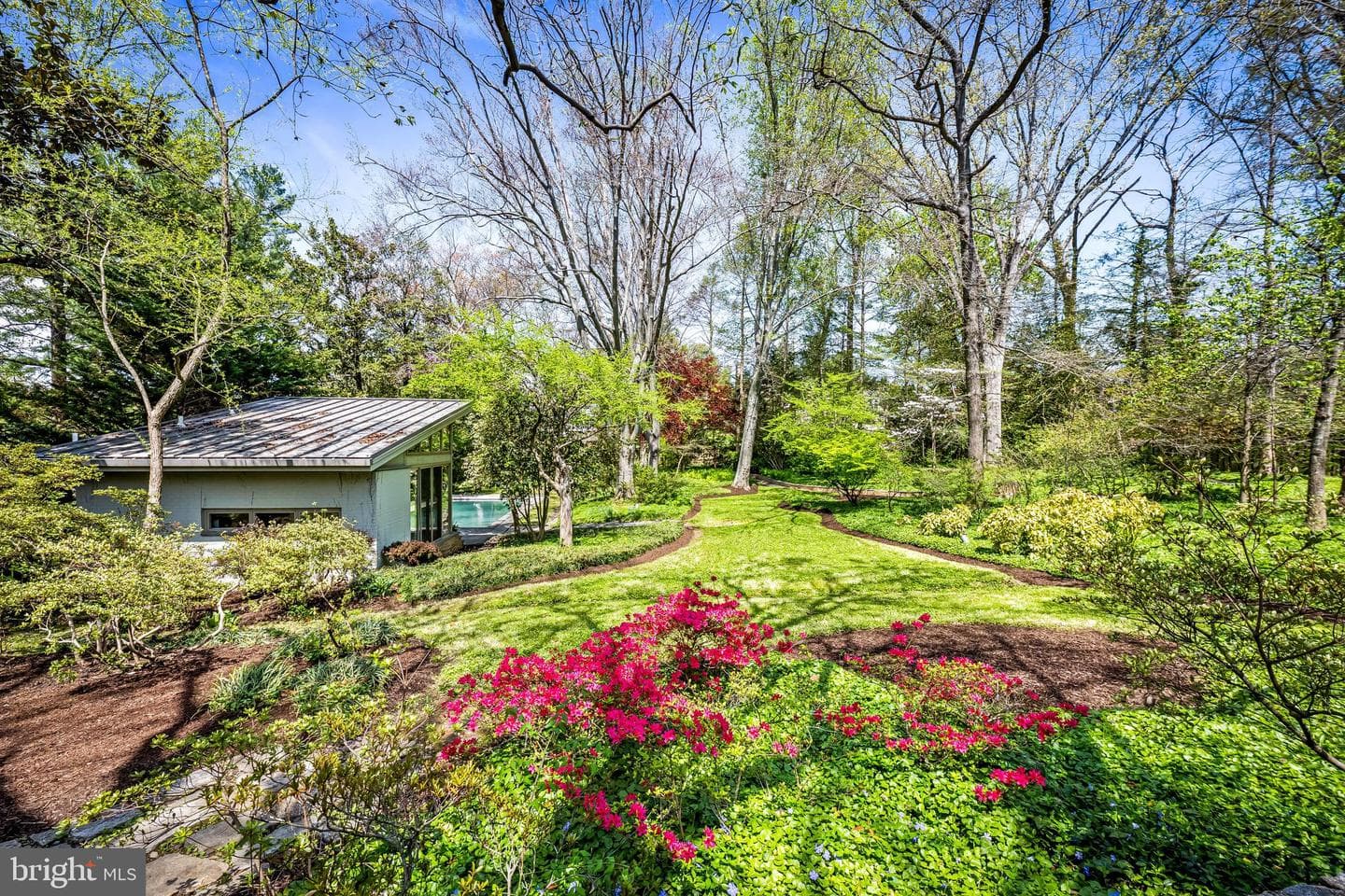 6 Meadow Road photo 27