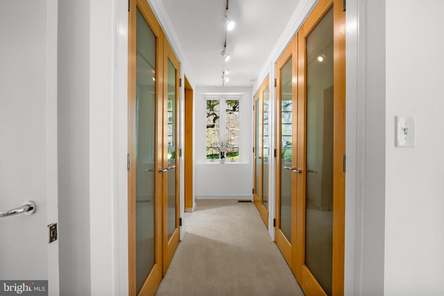 6 Meadow Road photo 33
