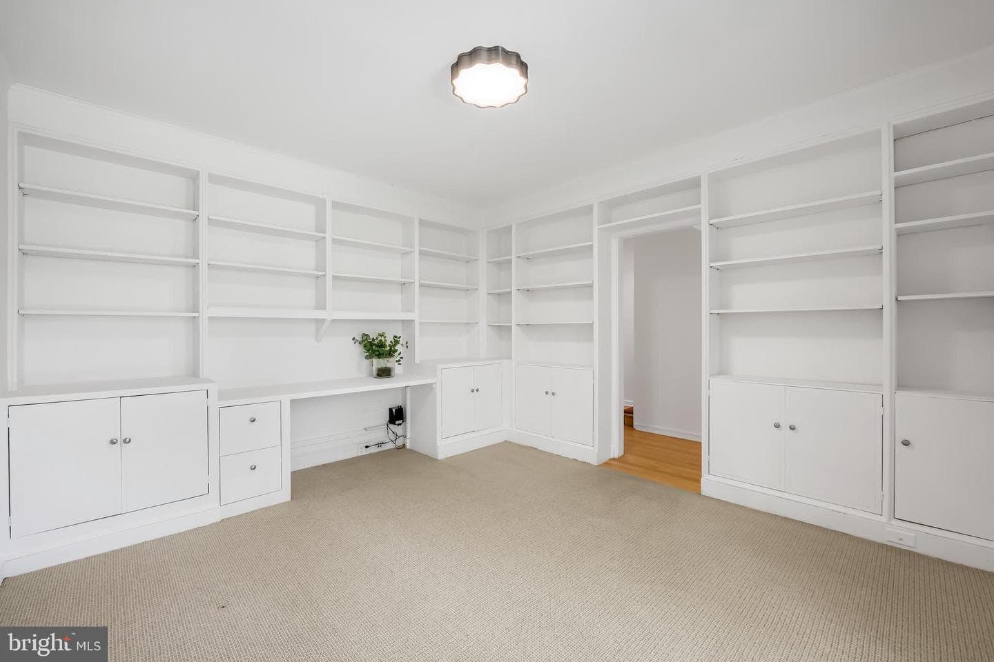 6 Meadow Road photo 36