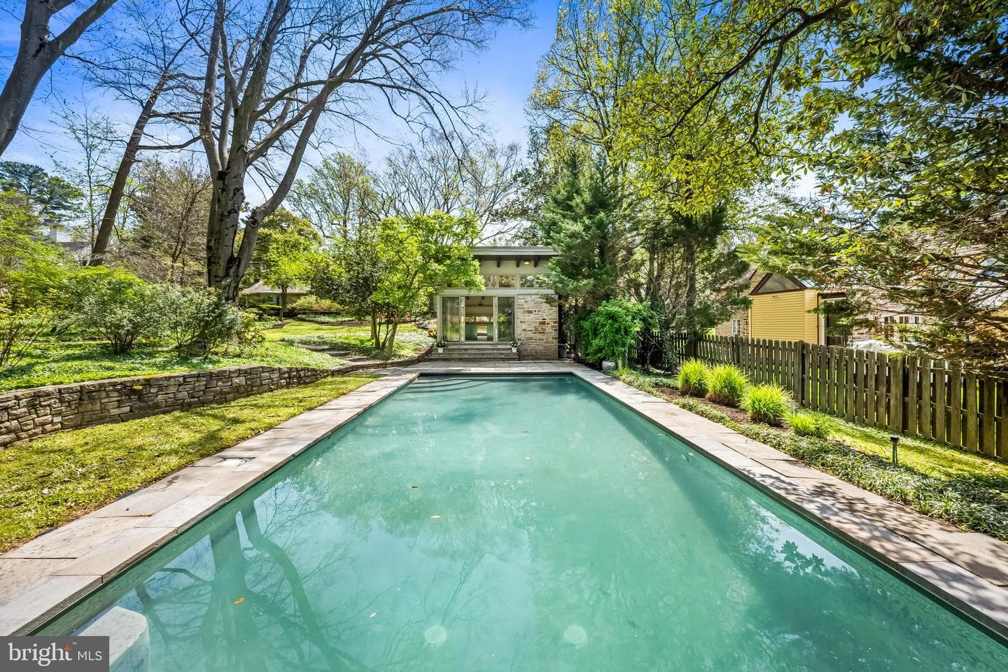 6 Meadow Road photo 60